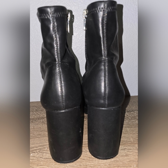 Steve Madden Ever Retro Y2K Inspired Platform Boots Black Ankle Bootie Size 9 - Picture 3 of 10